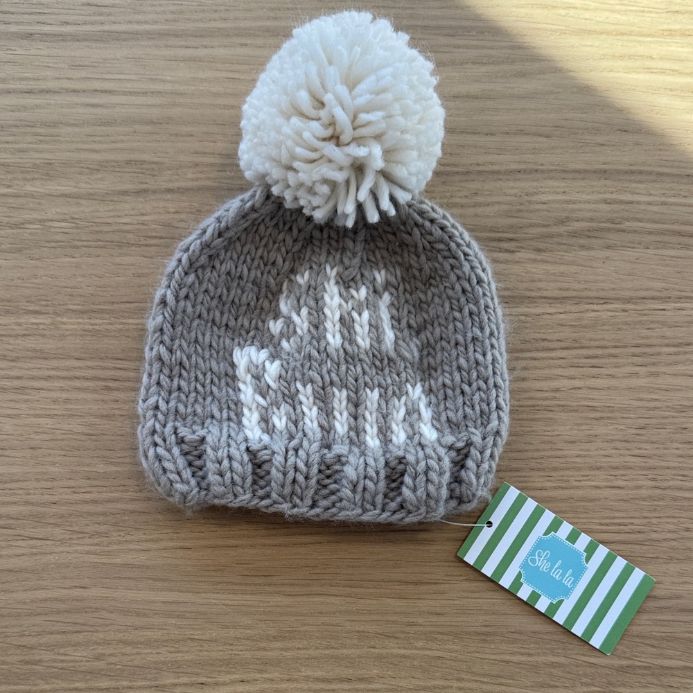 Baby Knitted Pom Pom Hat - Gray and White ski bum